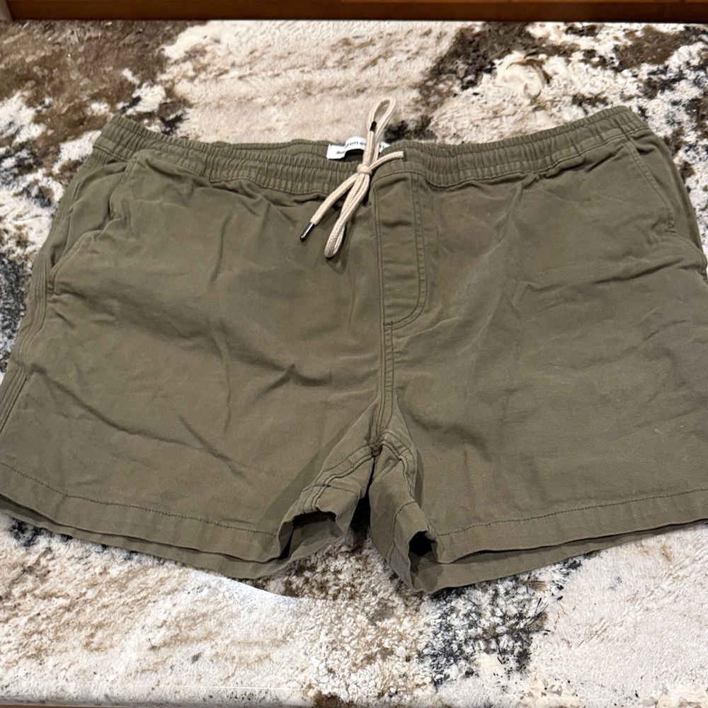 Amazon Essentials Olive Green Men's Cargo Shorts